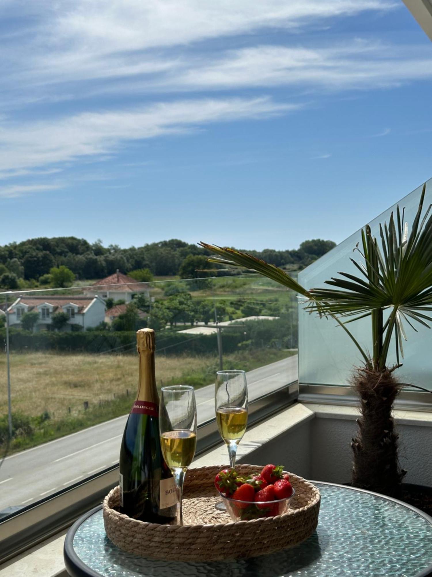 Heaven Lux Ulcinj 호텔 외부 사진